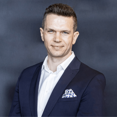 Sebastian Dydek (1)-min-1-1